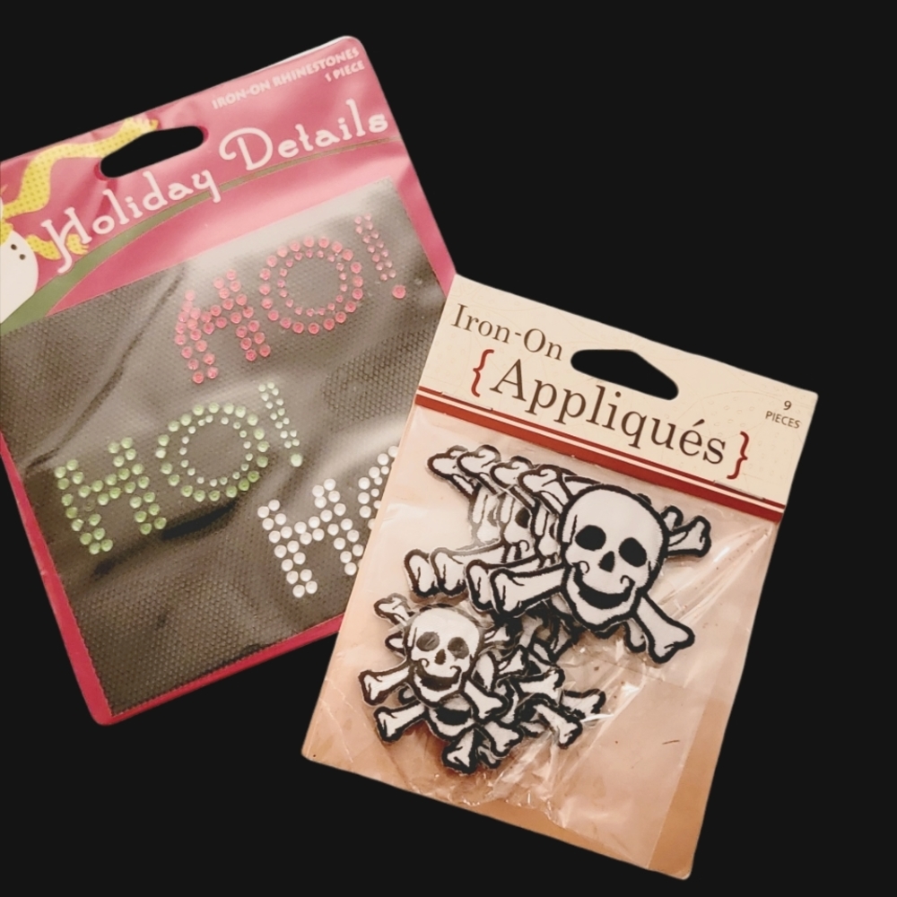 Lot of 2 Horizon Group USA Holiday Details Ho! Ho! Ho! Rhinestone Skull Applique